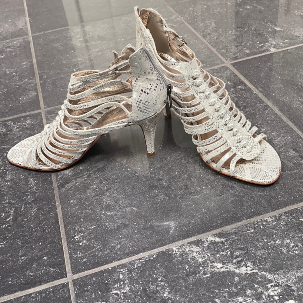 Silver animal print leather sandals